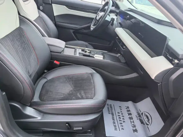 Ford Mondeo — Фото автомобиля 6