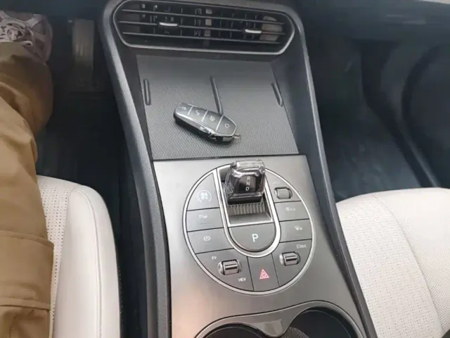 BYD Seal 05 DM-i — Фото автомобиля 13