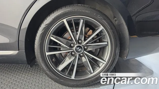 Hyundai Grandeur Grandeur (New) — Фото автомобиля 6