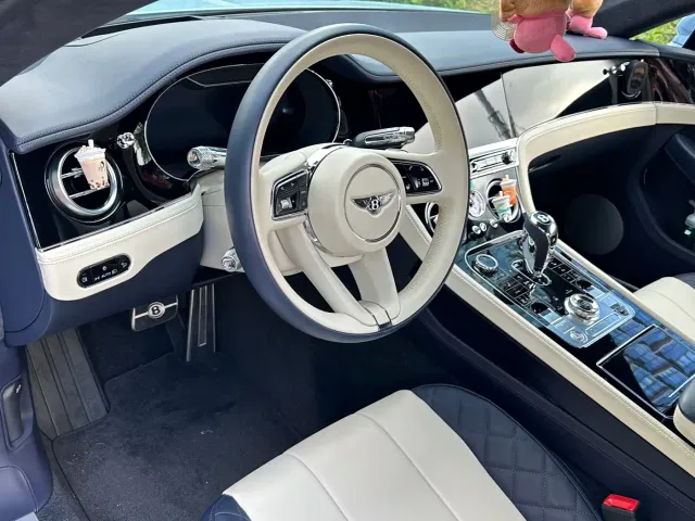 Bentley Continental 2022 4.0T GT V8 — Фото автомобиля 14