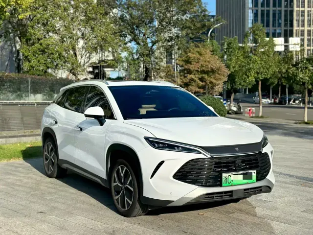 BYD Song L DM-i — Фото автомобиля 3