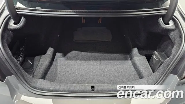 BMW 5 Series G30 — Фото автомобиля 28