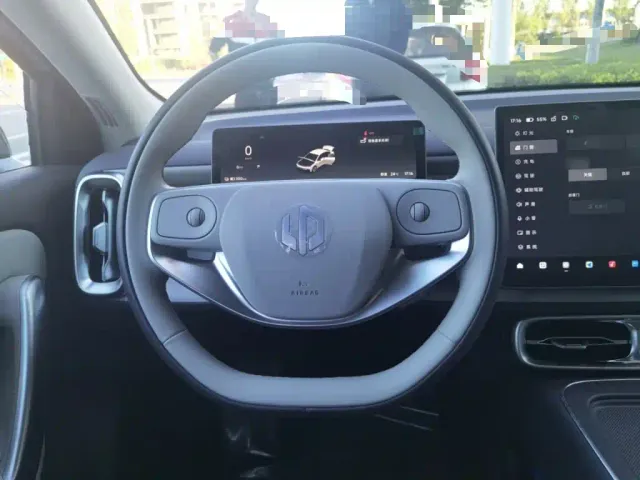 Leapmotor Leapmotor B01 2025 Model 550 Smart Edition — Фото автомобиля 6