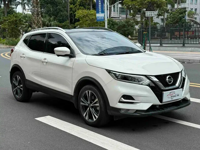Nissan Qashqai — Фото автомобиля 3
