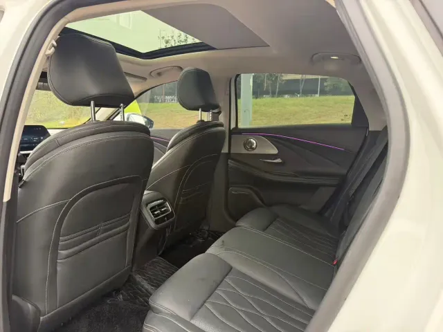 Chery Arrizo 8 — Фото автомобиля 5