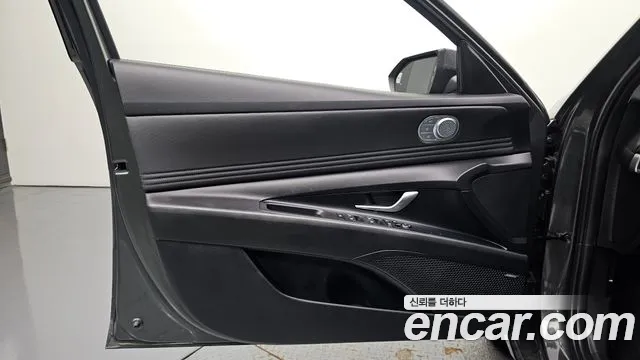 Hyundai AVANTE Avante (CN7) — Фото автомобиля 19