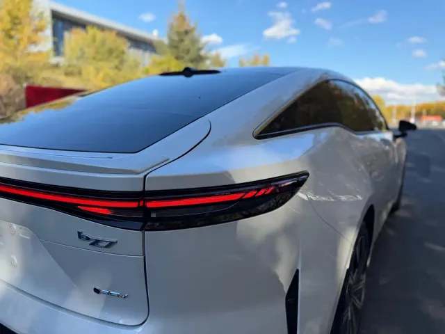 Toyota BoZhi 7 — Фото автомобиля 11