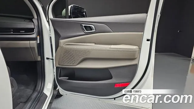 Kia Carnival — Фото автомобиля 14