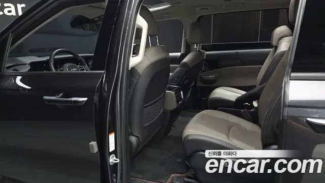 Kia Carnival 4th Gen — Фото автомобиля 16