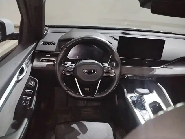Geely Xingrui — Фото автомобиля 10