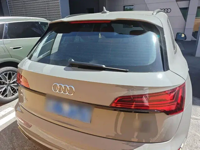 Audi Q5L — Фото автомобиля 5