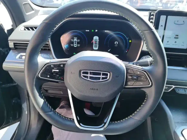 Geely Xingrui — Фото автомобиля 10