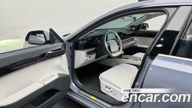 Hyundai Grandeur GN7 — Фото автомобиля 15