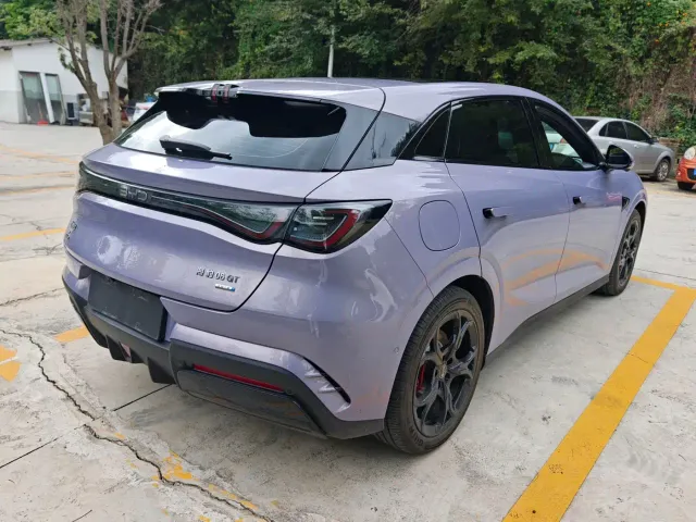 BYD Seal 06 GT — Фото автомобиля 5