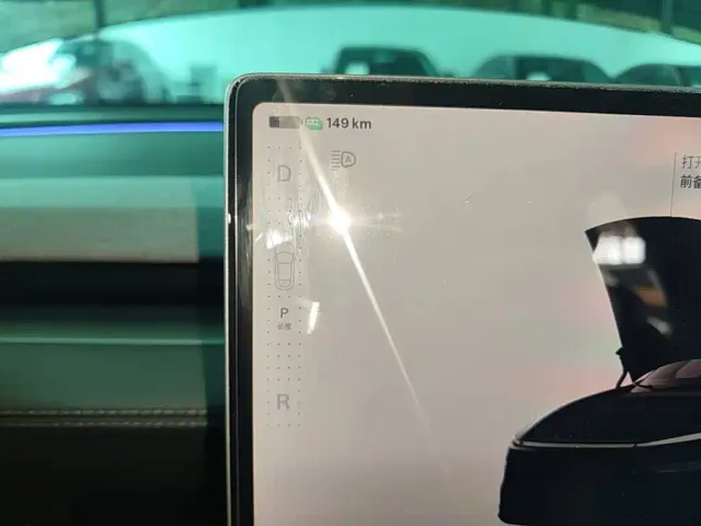 Tesla Model Y — Фото автомобиля 13