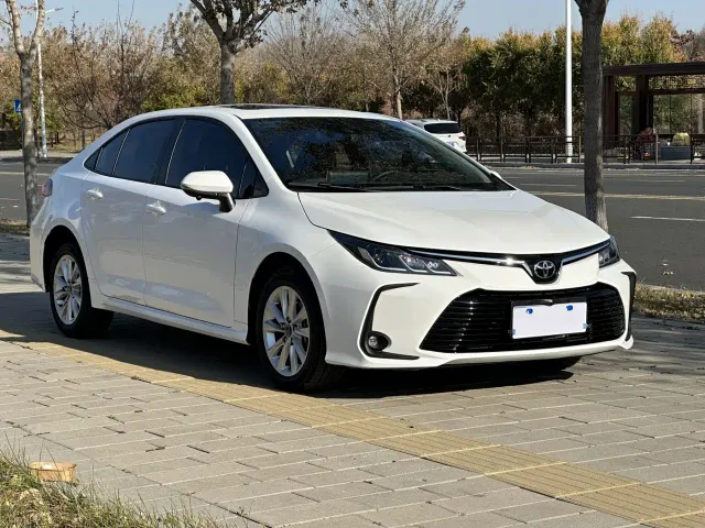 Toyota Corolla — Фото автомобиля 4