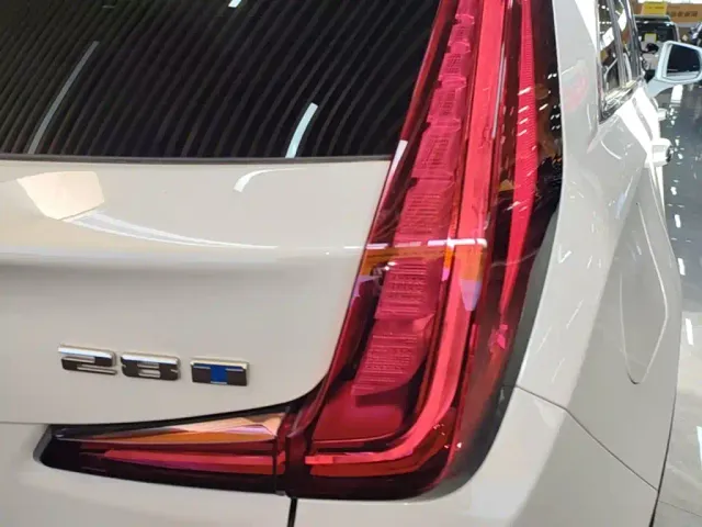 Cadillac XT4 — Фото автомобиля 7