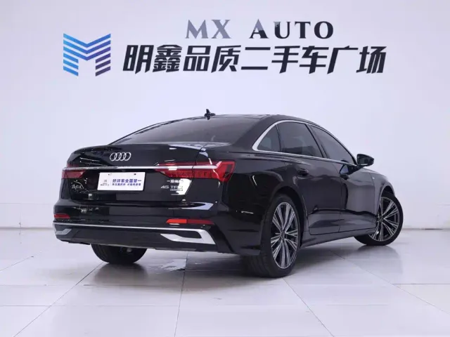 Audi A6L — Фото автомобиля 7