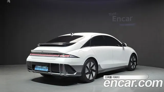 Hyundai Ioniq6 — Фото автомобиля 2