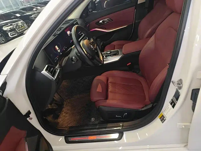 BMW i3 — Фото автомобиля 14