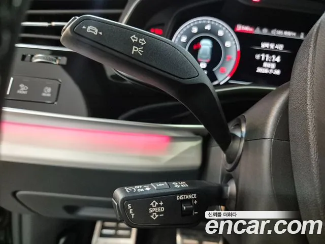Audi Q8 55 TFSI quattro Premium — Фото автомобиля 14