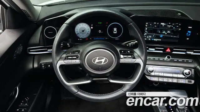 Hyundai Avante CN7 — Фото автомобиля 20