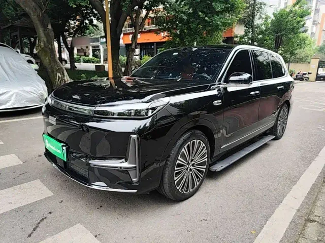Фотография автомобиля — Geely Galaxy M9