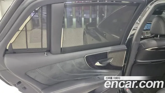 Lexus LS — Фото автомобиля 13