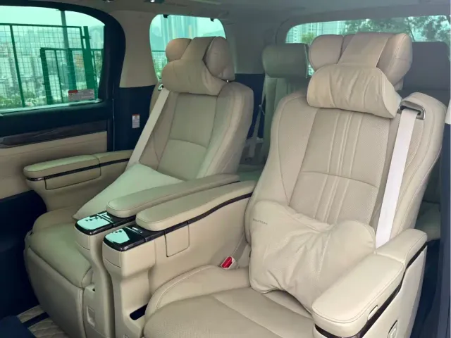 Toyota Vellfire — Фото автомобиля 6