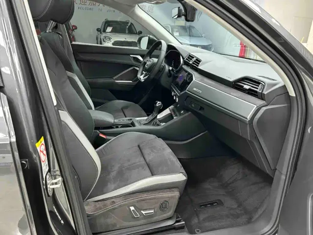 Audi Q3 — Фото автомобиля 18