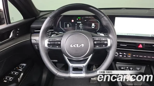Kia K5 — Фото автомобиля 20