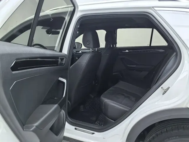 Volkswagen T-Roc — Фото автомобиля 8