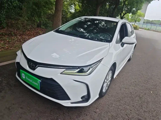 Фотография автомобиля — Toyota Corolla