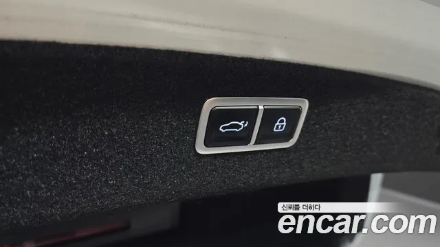 Genesis G80 Бензин 2.5 турбо AWD — Фото автомобиля 16