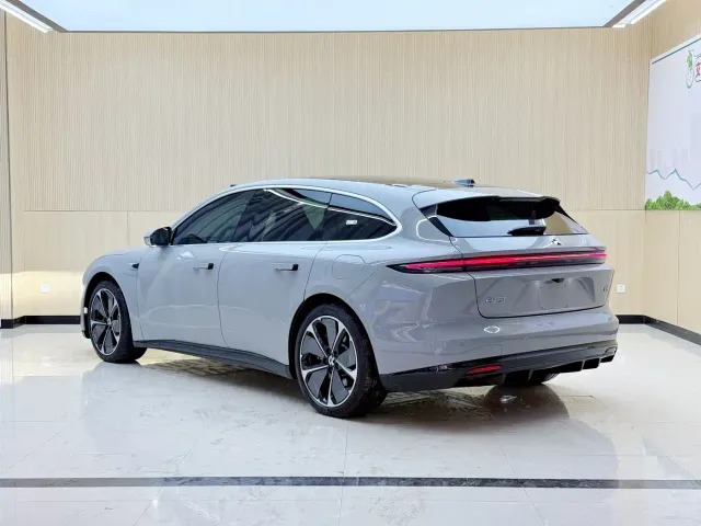 Nio ET5 Touring — Фото автомобиля 16
