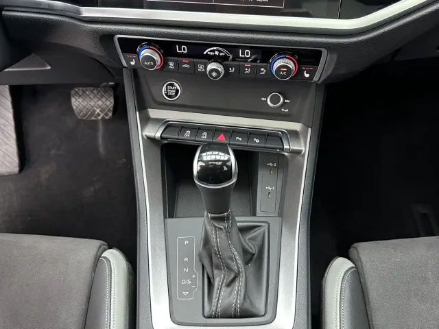 Audi Q3 — Фото автомобиля 15