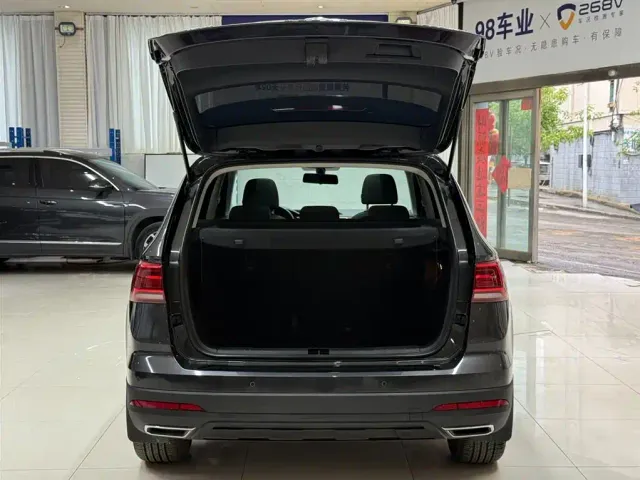 Volkswagen Tharu — Фото автомобиля 24