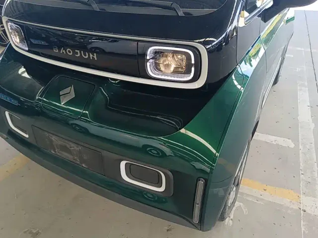 Baojun KiWi EV — Фото автомобиля 23