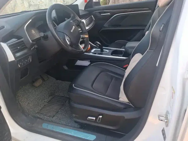 Haval H6 — Фото автомобиля 9