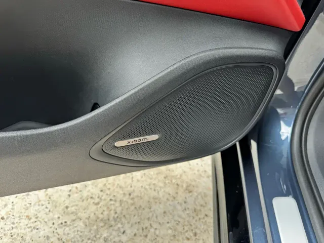 Xiaomi SU7 — Фото автомобиля 11
