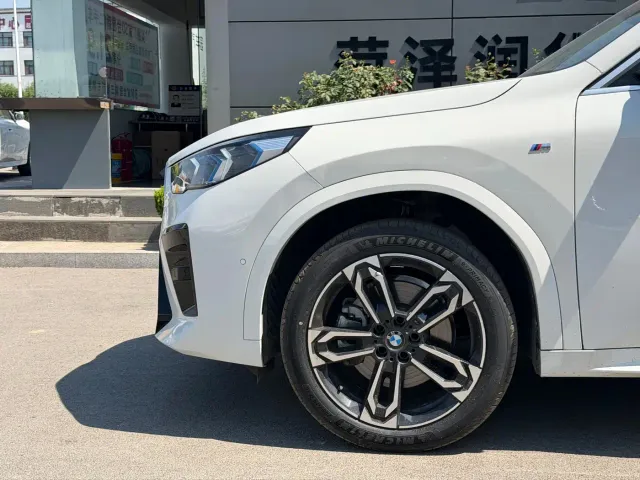 BMW X2 — Фото автомобиля 4