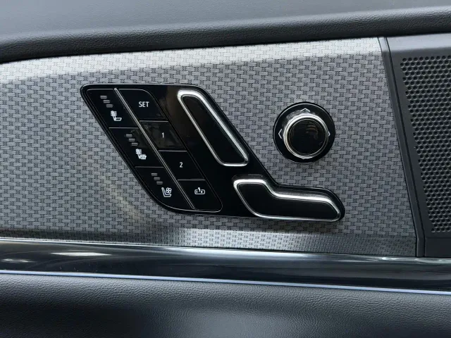 Cadillac XT5 — Фото автомобиля 9