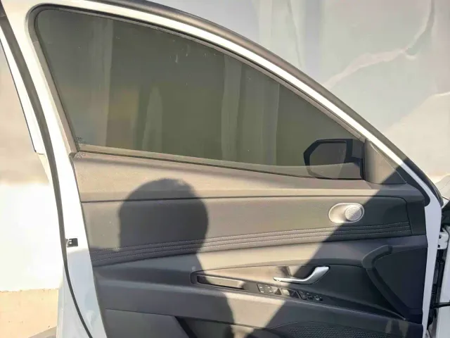 Hyundai Elantra — Фото автомобиля 28