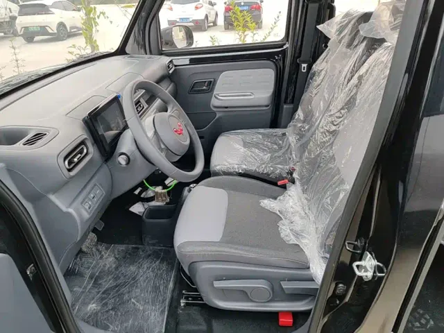 Wuling Zhiguang NEV — Фото автомобиля 14