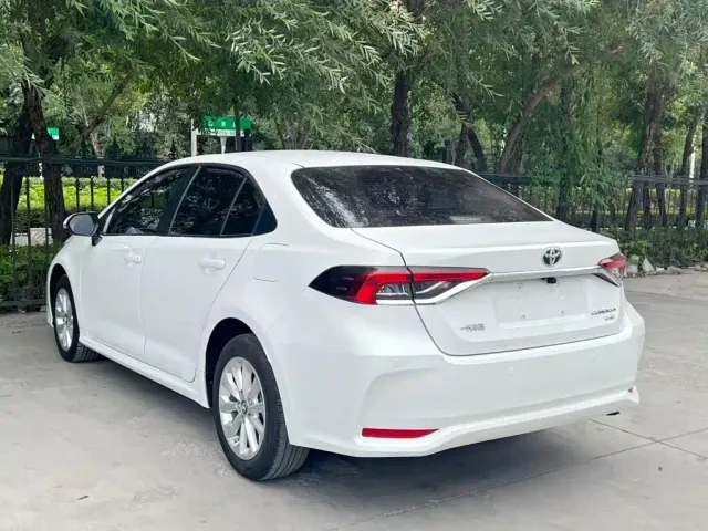 Toyota Corolla — Фото автомобиля 4