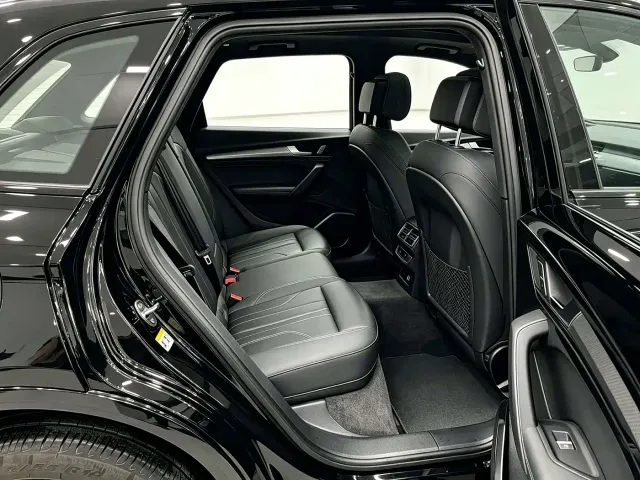 Audi Q5L — Фото автомобиля 5
