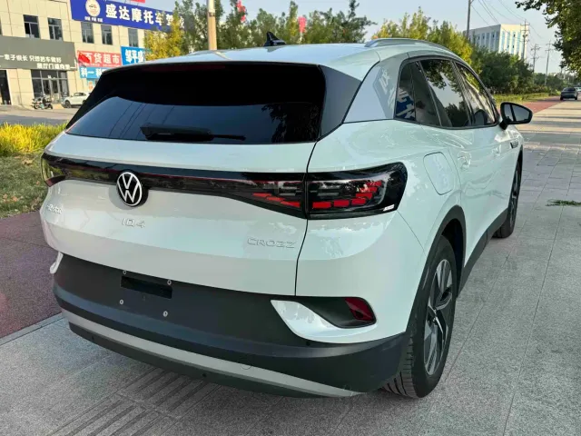 Volkswagen ID.4 Crozz — Фото автомобиля 4