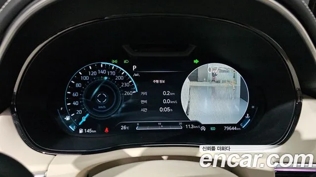 Genesis GV70 2.5T Бензин AWD — Фото автомобиля 8