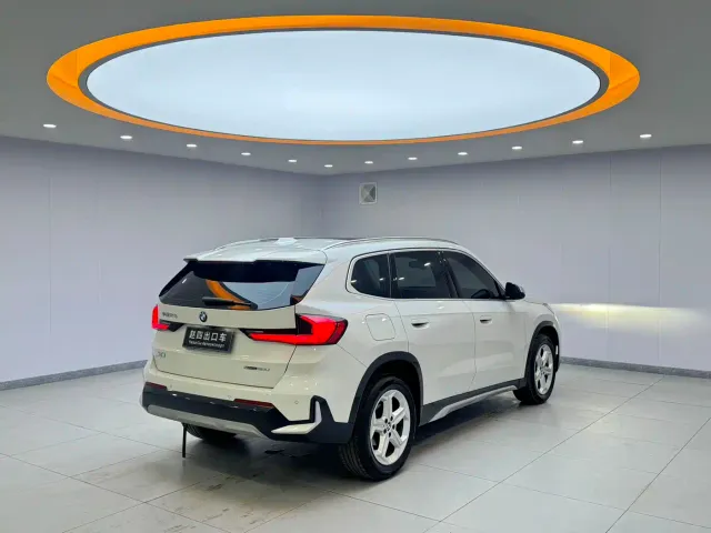 BMW X1 — Фото автомобиля 6