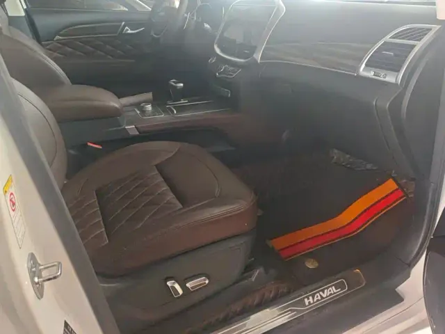 Haval H9 — Фото автомобиля 8